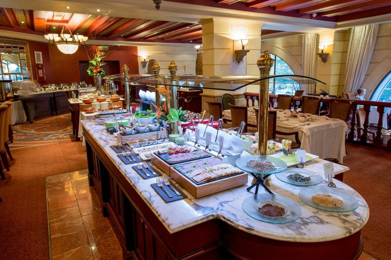 The Michelangelo Hotel Sandton Extérieur photo
